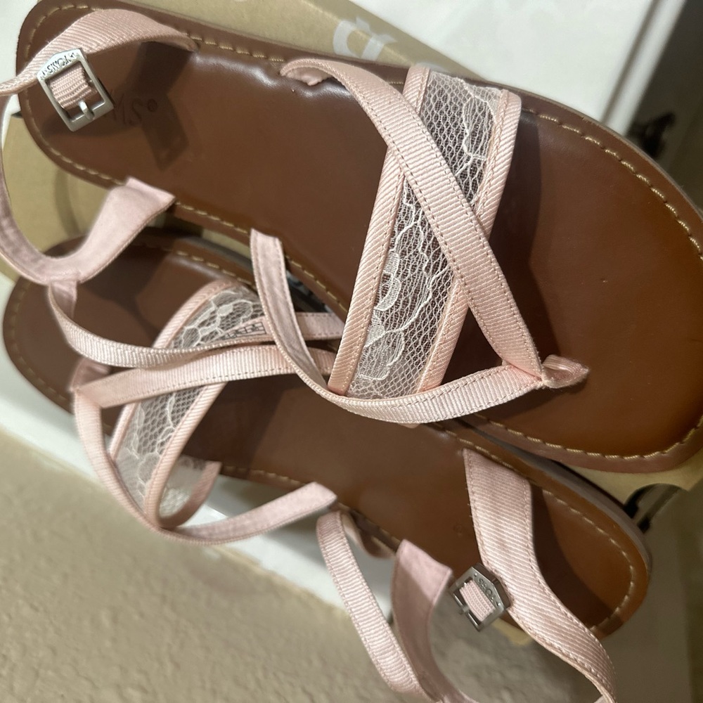 Tom’s Lexie pink sandals